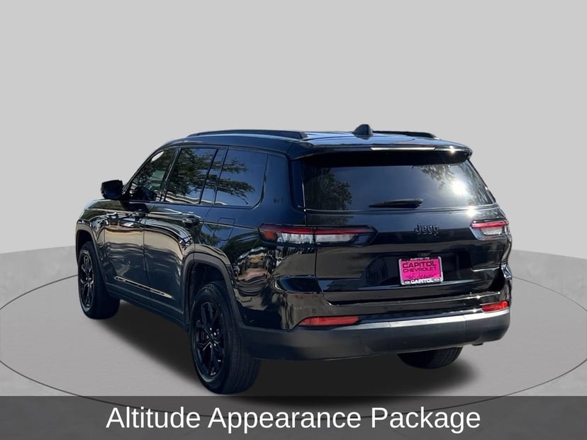 2025 Jeep Grand Cherokee L - Image 2