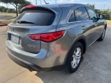 2017 INFINITI QX70 - Preview 7