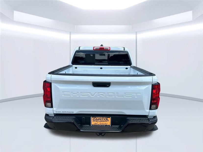 2026 Chevrolet Colorado - Image 3