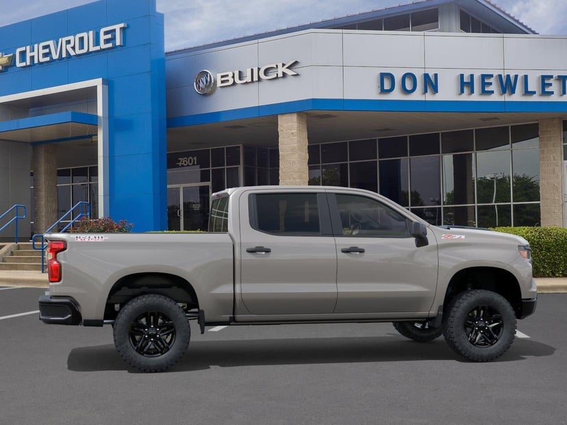 2026 Chevrolet Silverado 1500 - Image 2