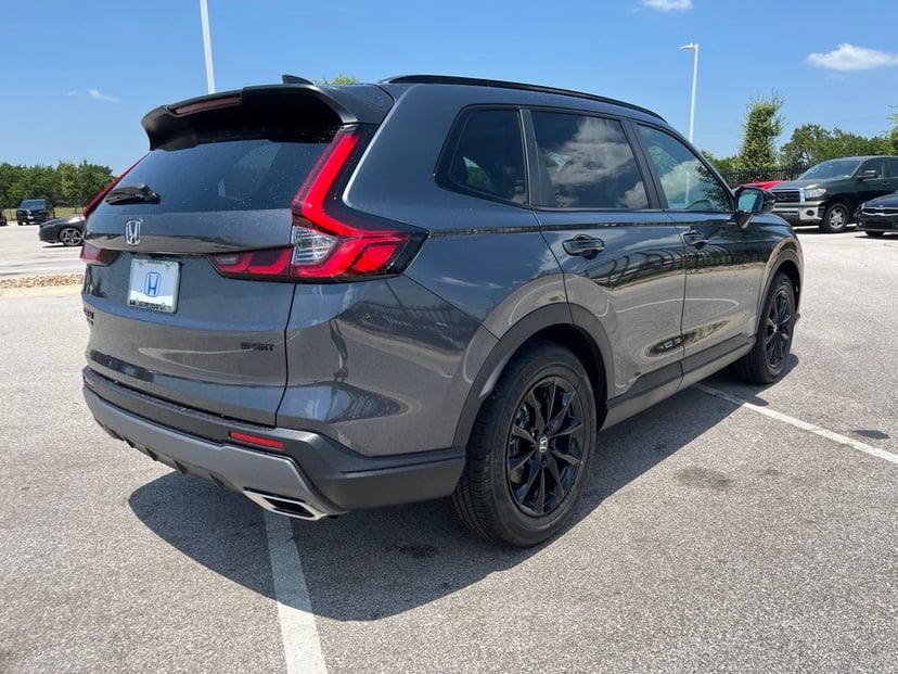 2026 Honda CR-V - Image 3