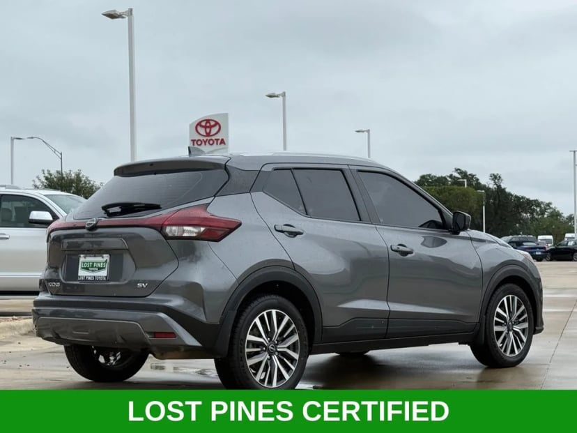 2023 Nissan Kicks - Image 2