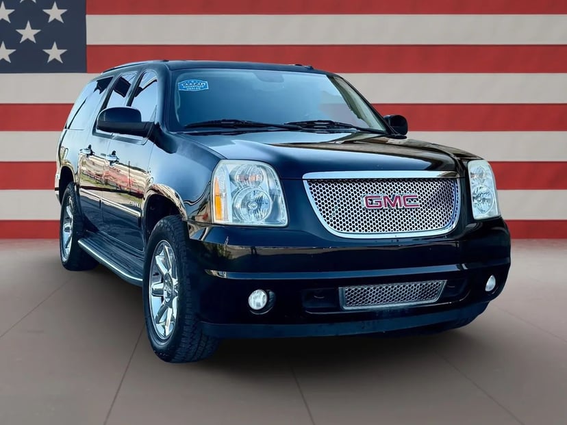 2013 GMC Yukon XL - Image 1