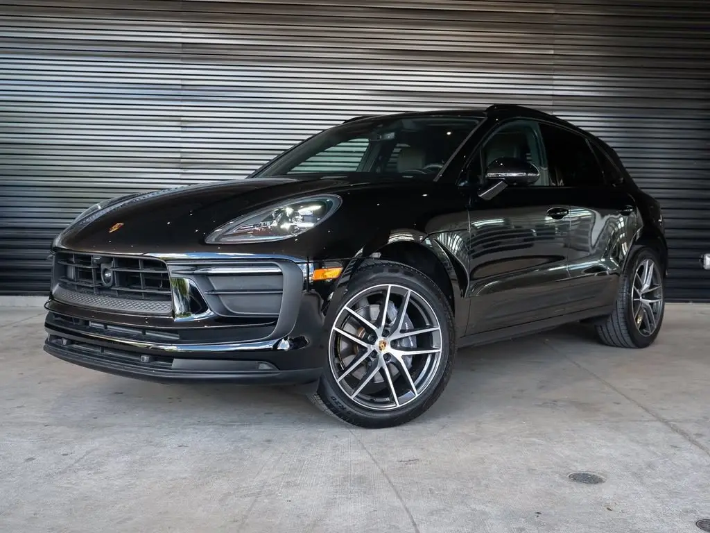 2026 Porsche Macan - Image 1