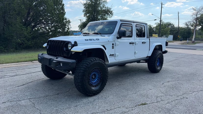 2022 Jeep Gladiator - Image 1