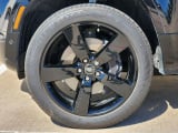 2025 Land Rover Defender - Preview 10