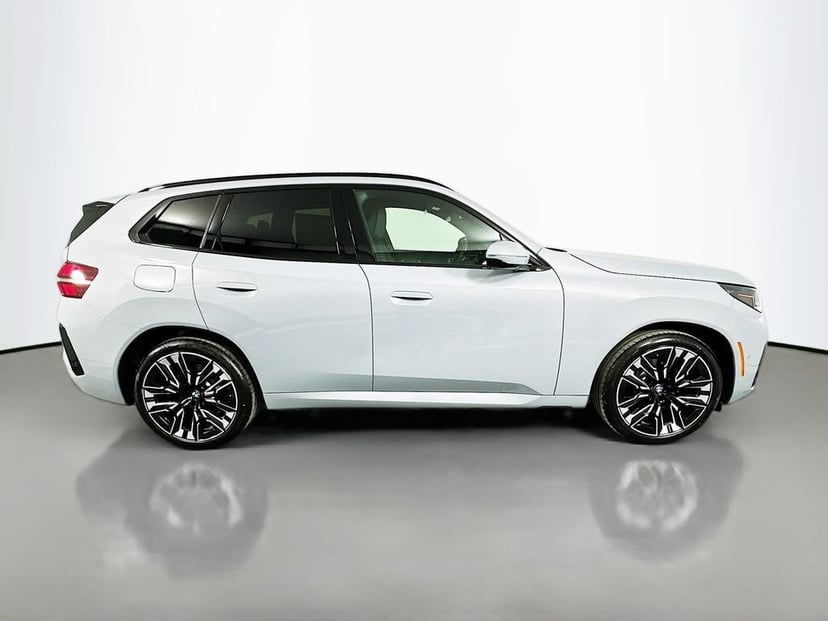 2026 BMW X3 - Image 3
