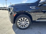 2023 GMC Yukon XL - Preview 10