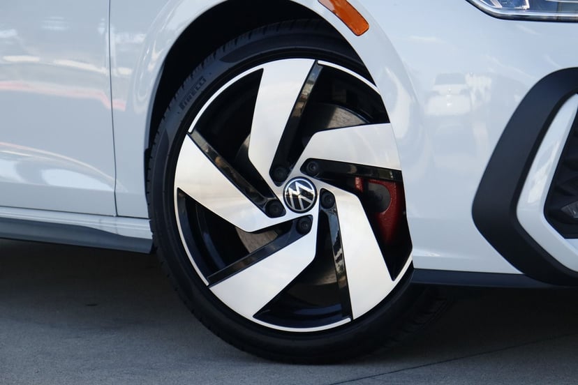 2026 Volkswagen Golf GTI - Image 2