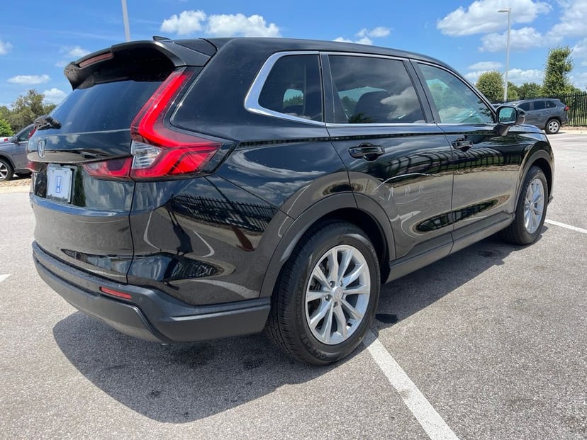 2023 Honda CR-V - Image 2