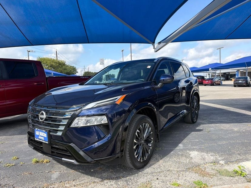 2025 Nissan Rogue - Image 1