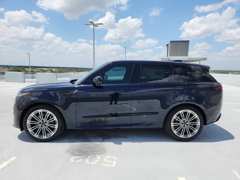 2026 Land Rover Range Rover Sport - Image 2