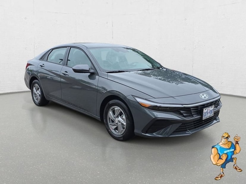 2026 Hyundai Elantra - Image 2