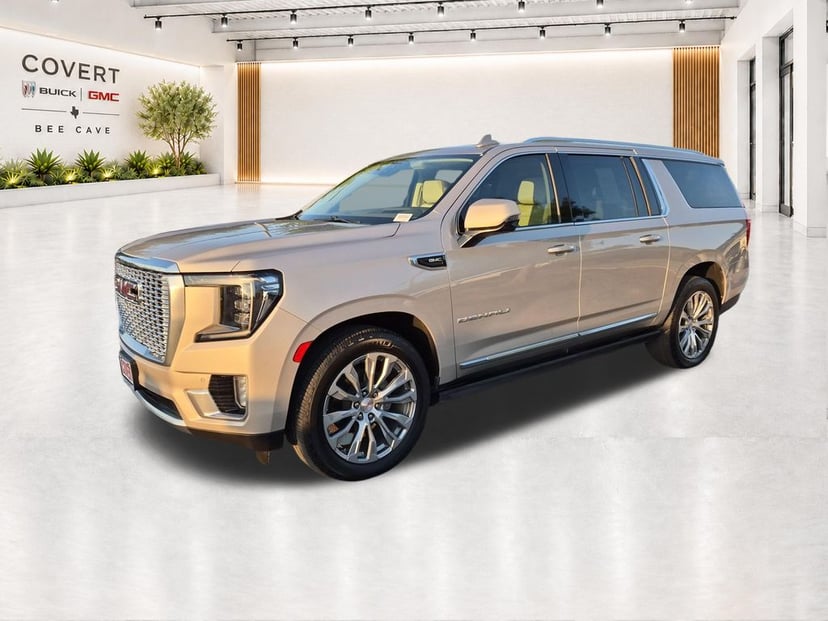 2022 GMC Yukon XL - Image 1