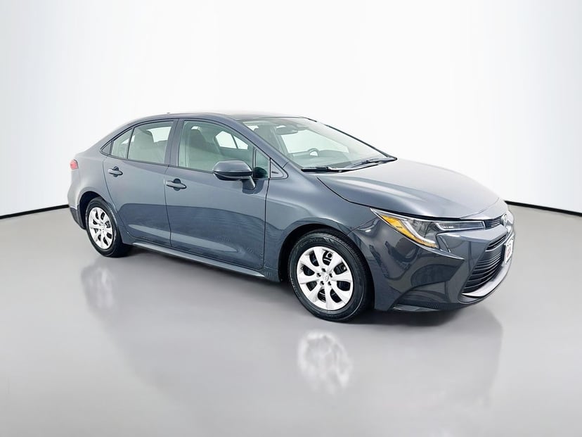 2025 Toyota Corolla - Image 2