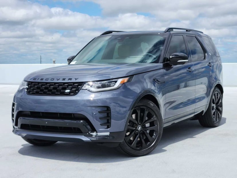 2026 Land Rover Discovery - Image 1