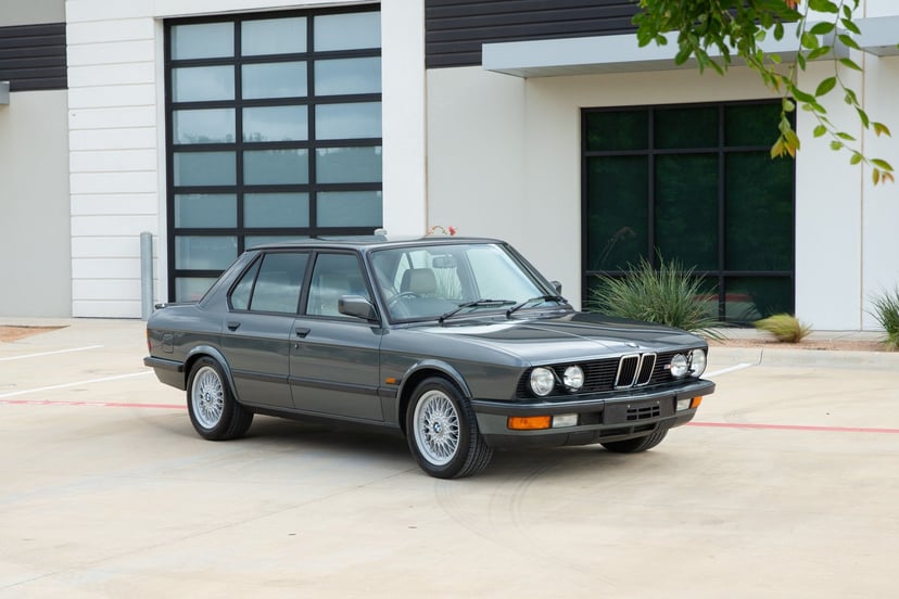 1987 BMW M5 - Image 1