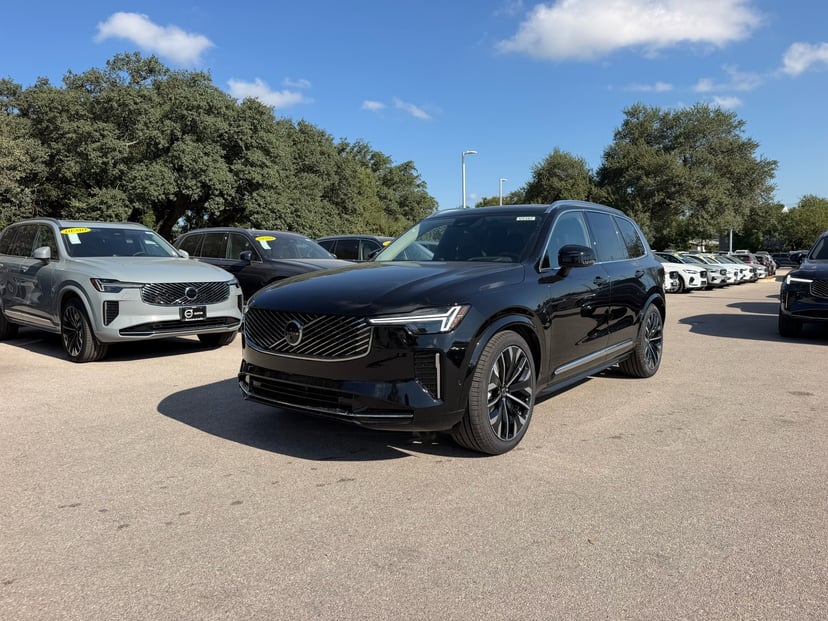 2027 Volvo XC90 - Image 1