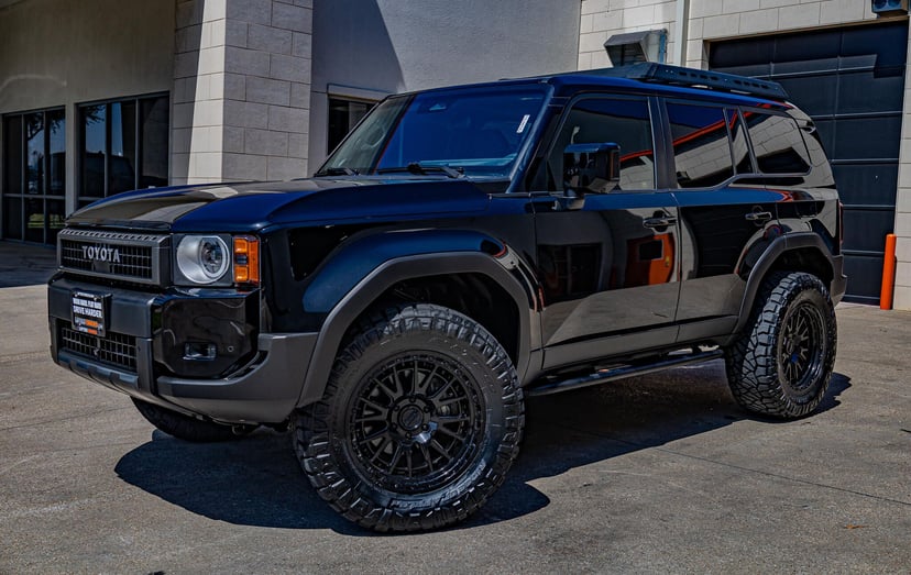 2024 Toyota Land Cruiser - Image 2
