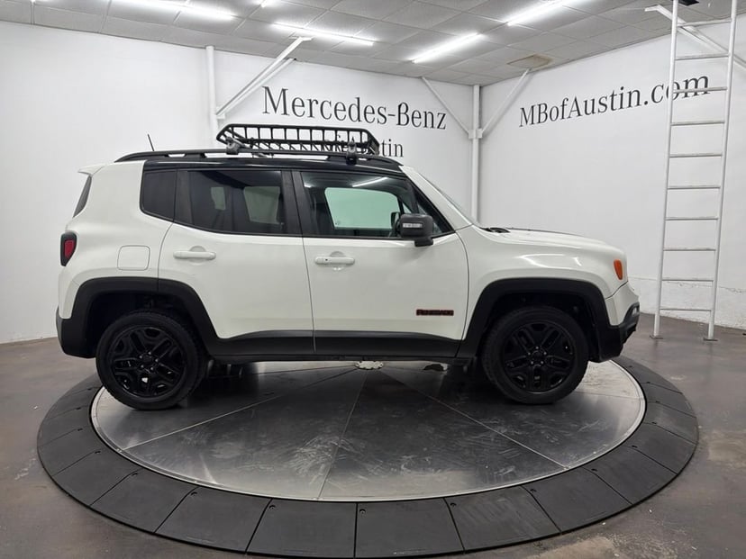 2018 Jeep Renegade - Image 3
