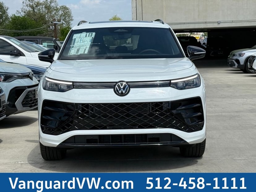 2026 Volkswagen Tiguan - Image 3