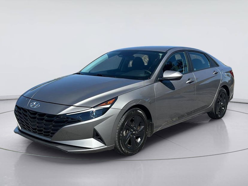 2022 Hyundai Elantra - Image 1