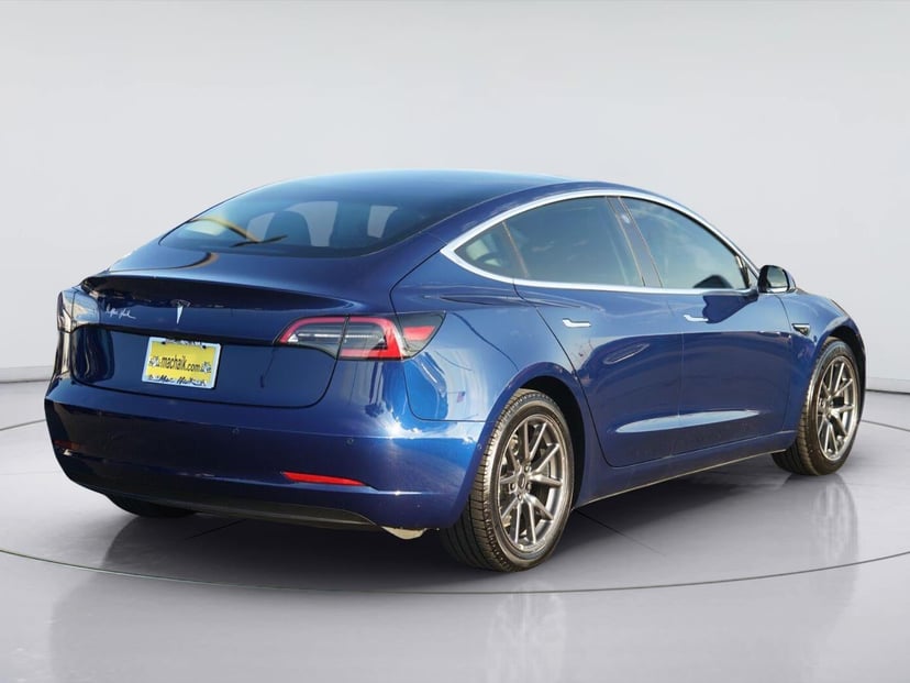 2018 Tesla Model 3 - Image 3