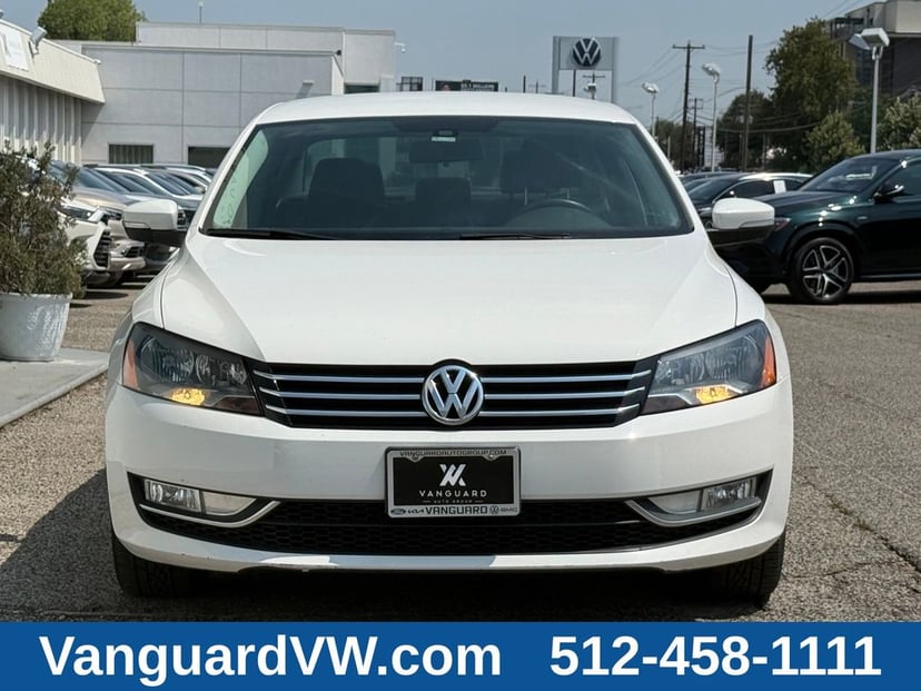2015 Volkswagen Passat - Image 3