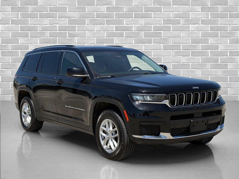 2023 Jeep Grand Cherokee L - Image 1