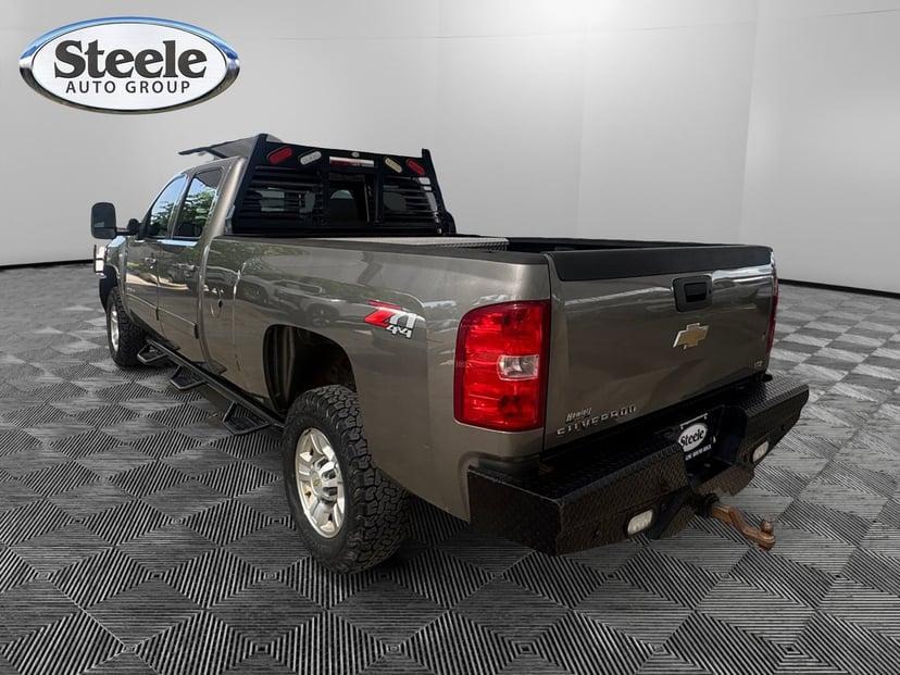 2009 Chevrolet Silverado 3500 HD - Image 3