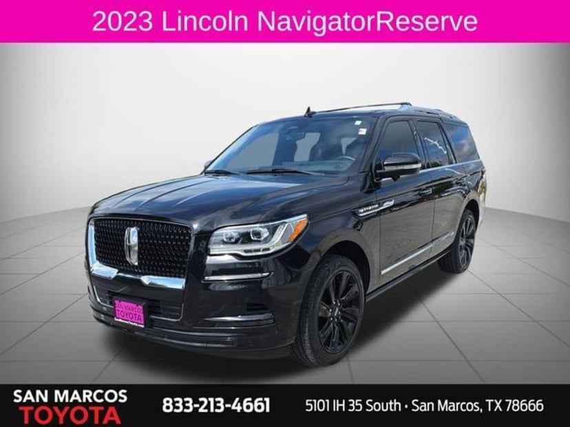 2023 Lincoln Navigator - Image 1