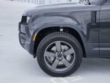 2026 Land Rover Defender - Preview 9