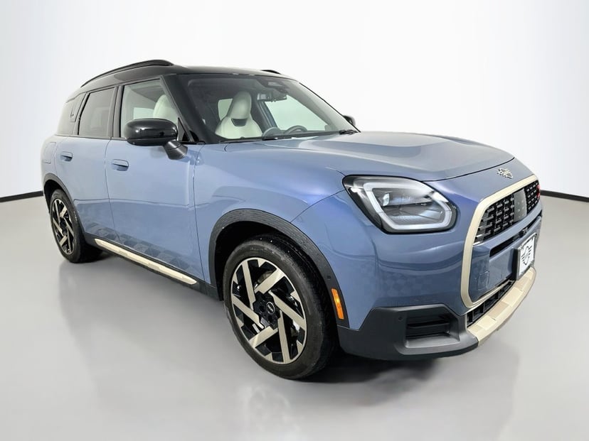 2025 MINI Countryman - Image 1
