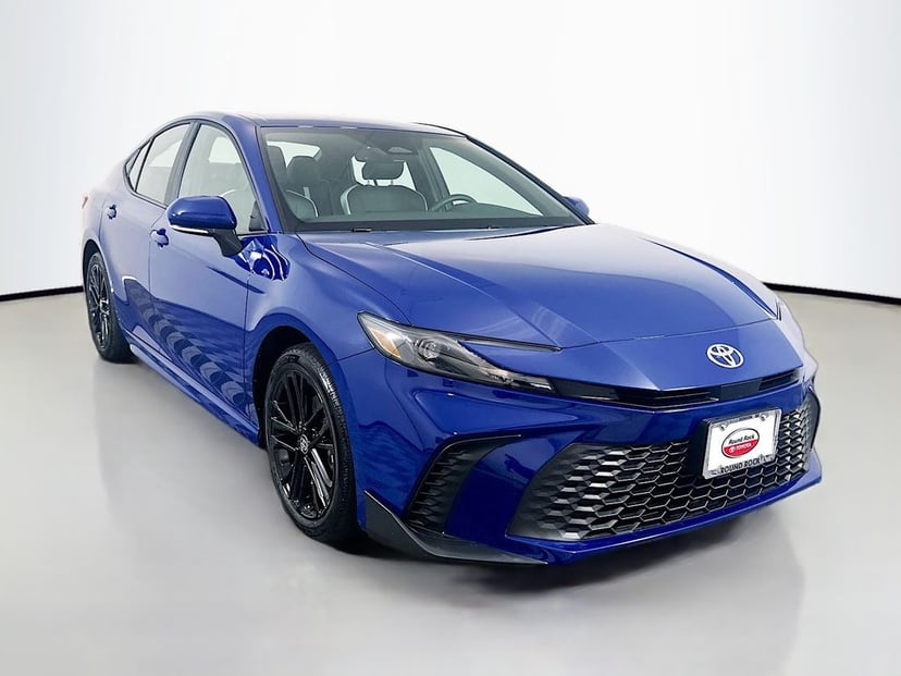 2026 Toyota Camry - Image 2