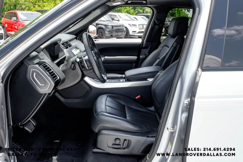 2022 Land Rover Range Rover Sport - Image 3
