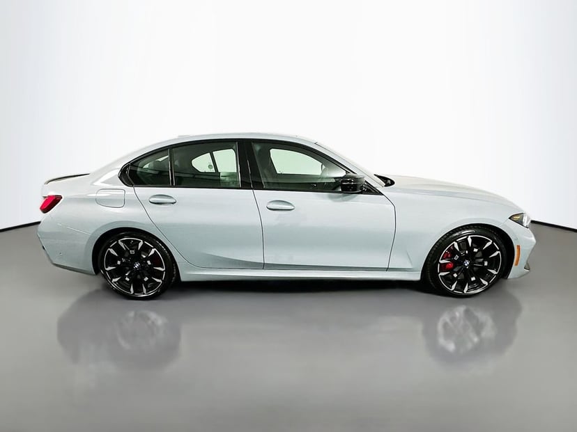 2026 BMW 3 Series - Image 2