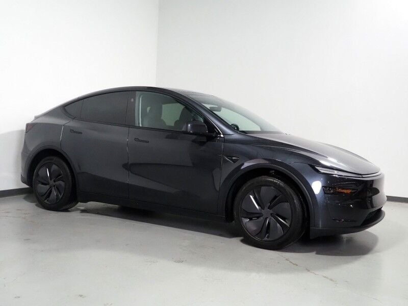 2026 Tesla Model Y - Image 1