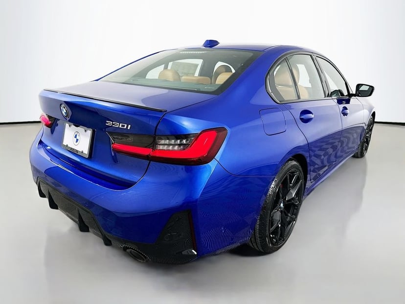 2026 BMW 3 Series - Image 3