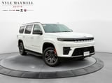 2026 Jeep Grand Wagoneer - Preview 2