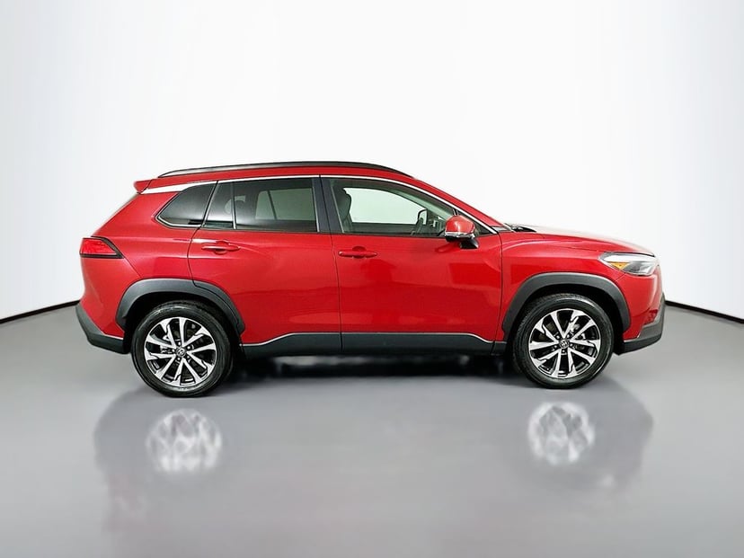 2023 Toyota Corolla Cross - Image 2