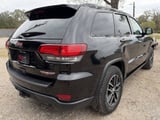 2017 Jeep Grand Cherokee - Preview 4
