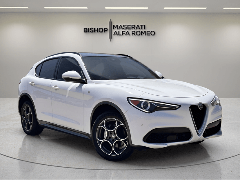 2023 Alfa Romeo Stelvio - Image 1