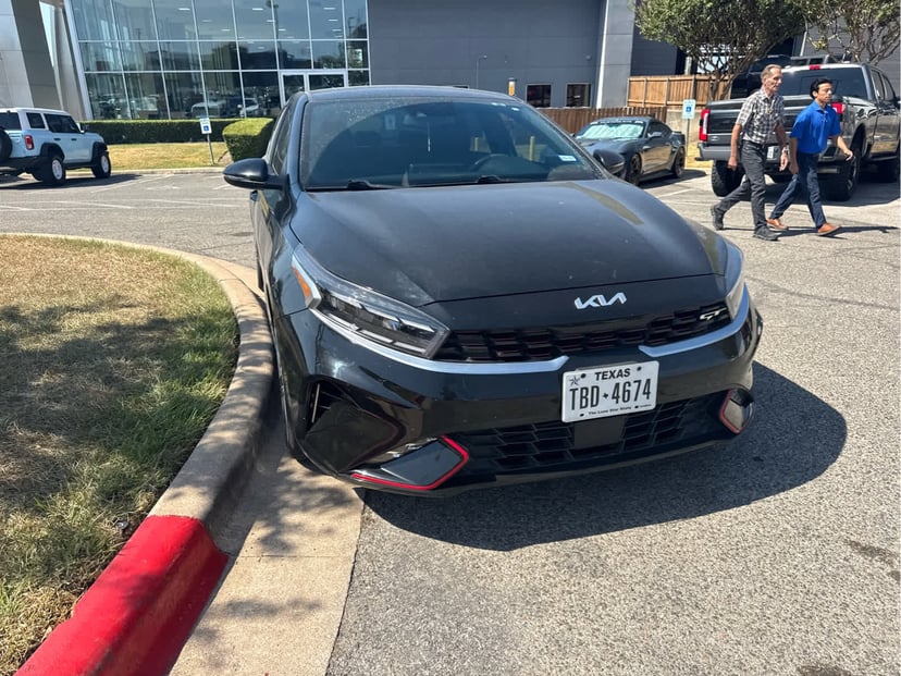 2023 Kia Forte - Image 2