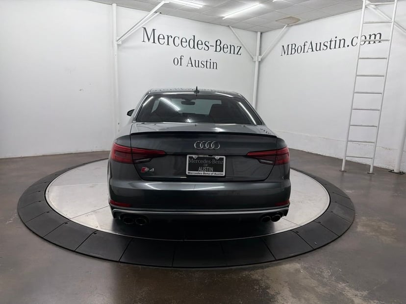 2018 Audi s4 - Image 3