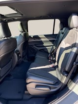 2027 Jeep Grand Cherokee L - Preview 15