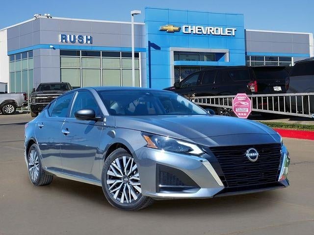 2025 Nissan Altima - Image 1