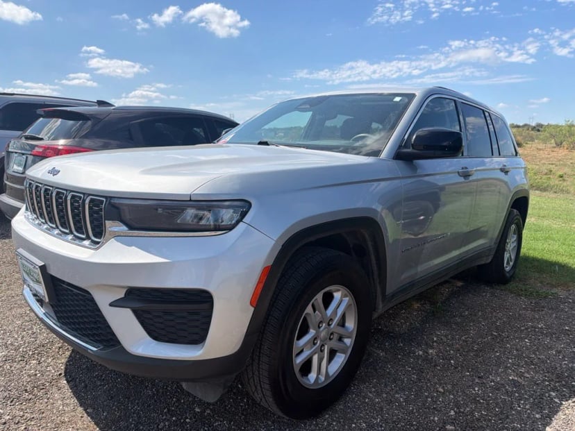2024 Jeep Grand Cherokee - Image 1