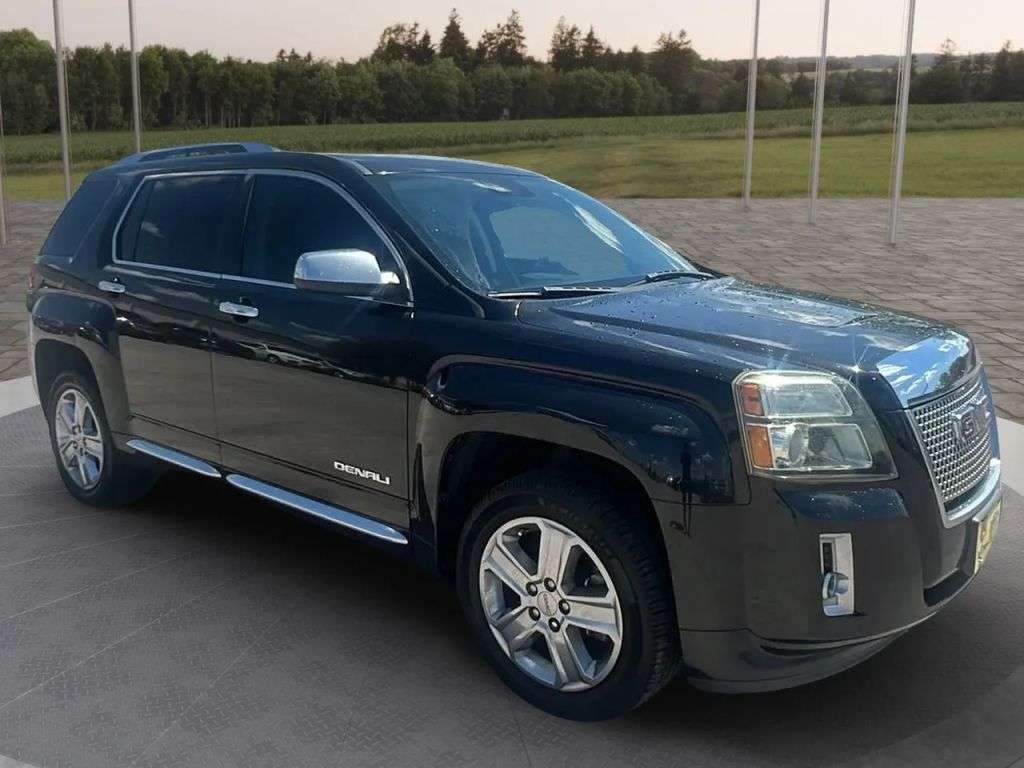 2015 GMC Terrain - Image 1