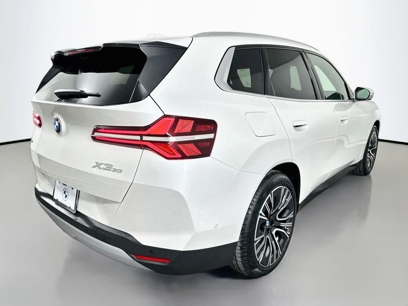 2026 BMW X3 - Image 2
