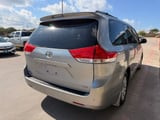 2013 Toyota Sienna - Preview 4
